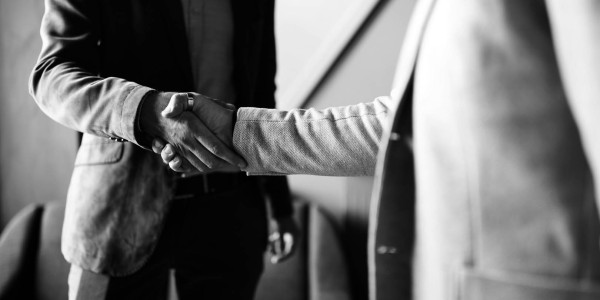 Abogados Extranjería para Extranjeros y No Residentes Botarell · Contrato Compra-Venta